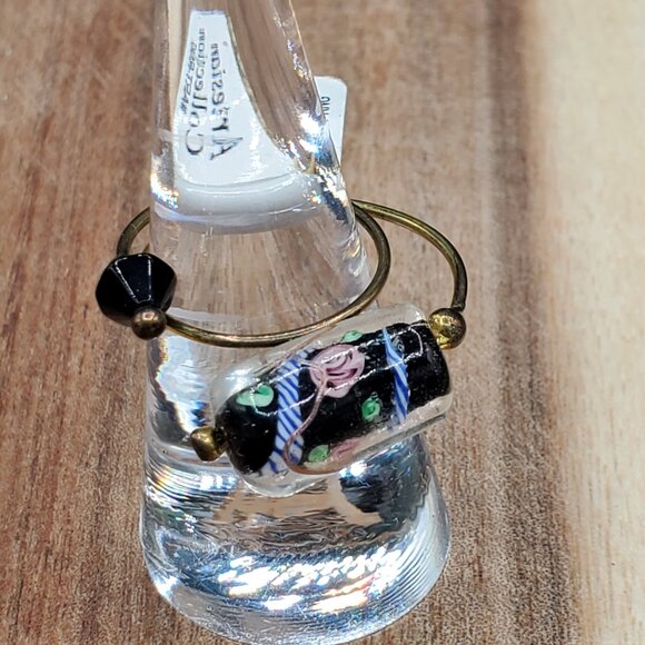 Handcrafted Wire Wrap Floral Glass Beaded Self Adjusting One Size Fits Most Ring - Picture 7 of 7